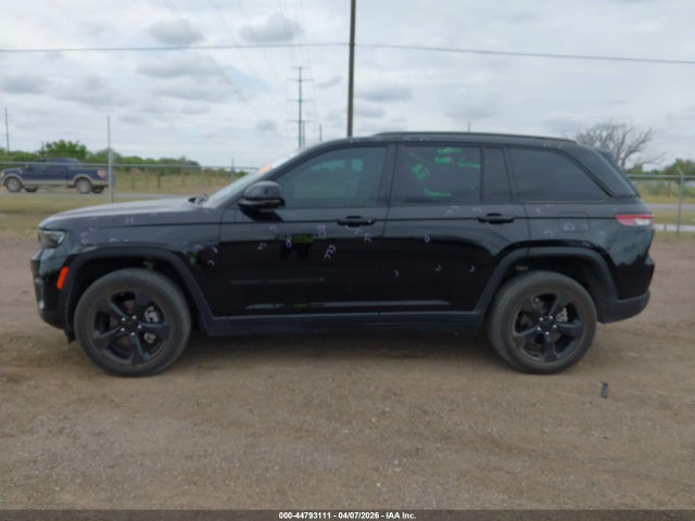Jeep Grand Cherokee Altitude 4x4