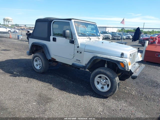 Salvage Jeep Wrangler Image