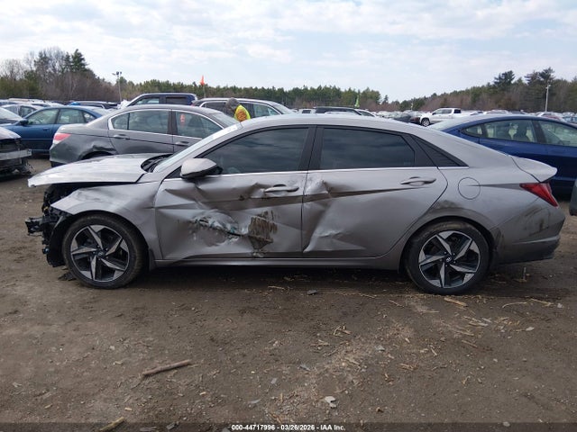 Hyundai ELANTRA Limited