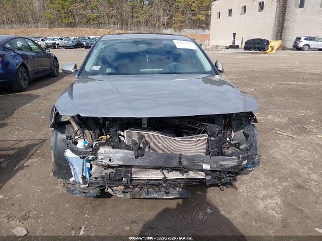 Hyundai ELANTRA Limited