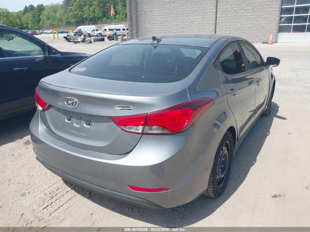Hyundai ELANTRA Se