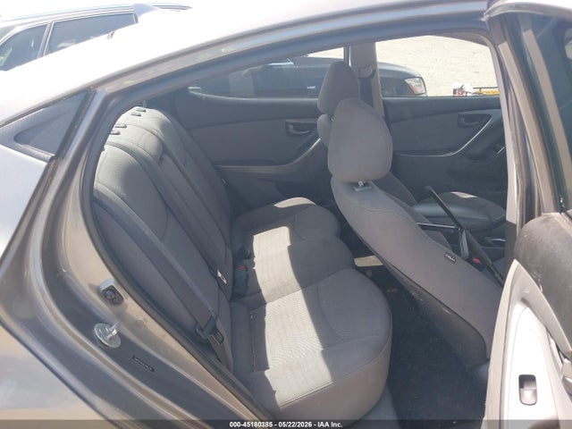 Hyundai ELANTRA Se