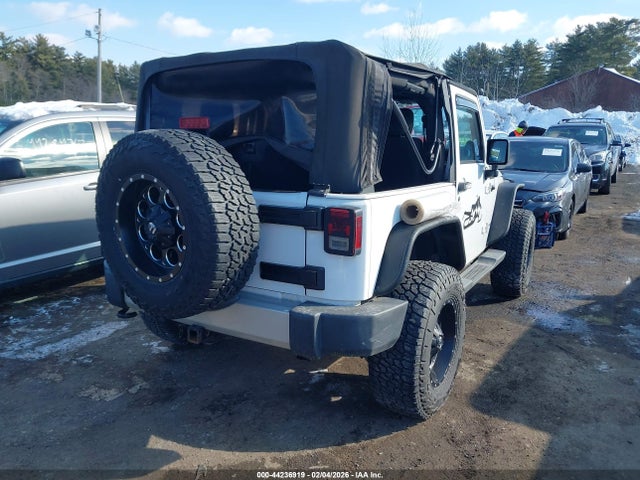 Jeep Wrangler Sahara