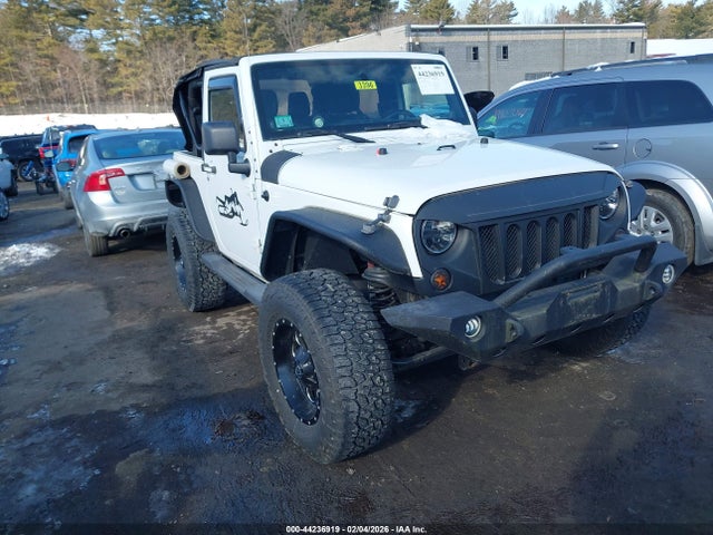 Salvage Jeep Wrangler Image