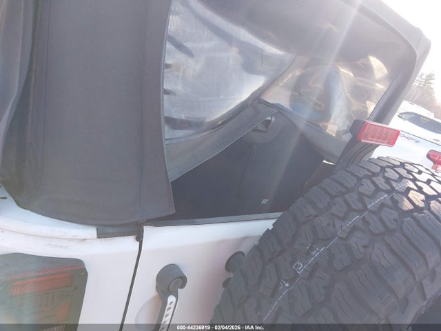 Jeep Wrangler Sahara