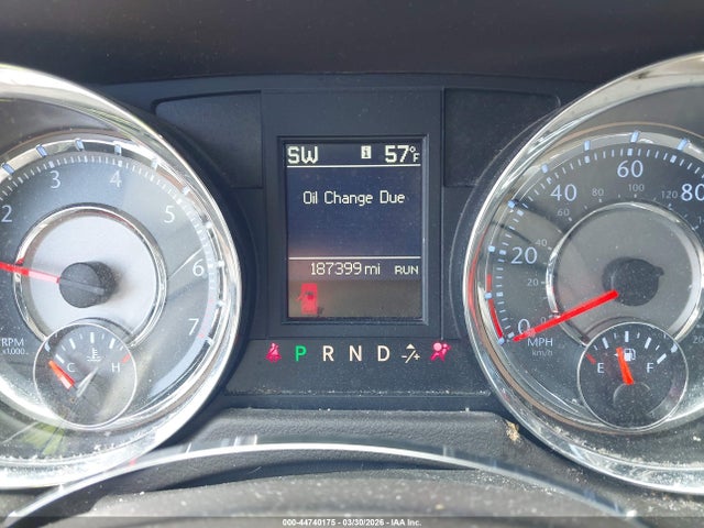 Chrysler Town & Country Touring-l