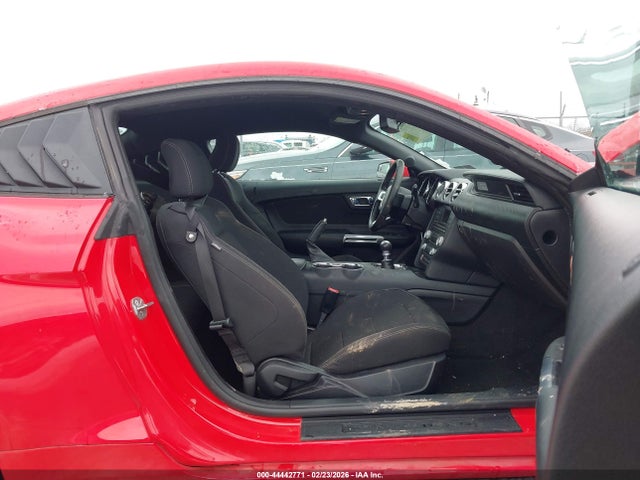 Ford Mustang V6
