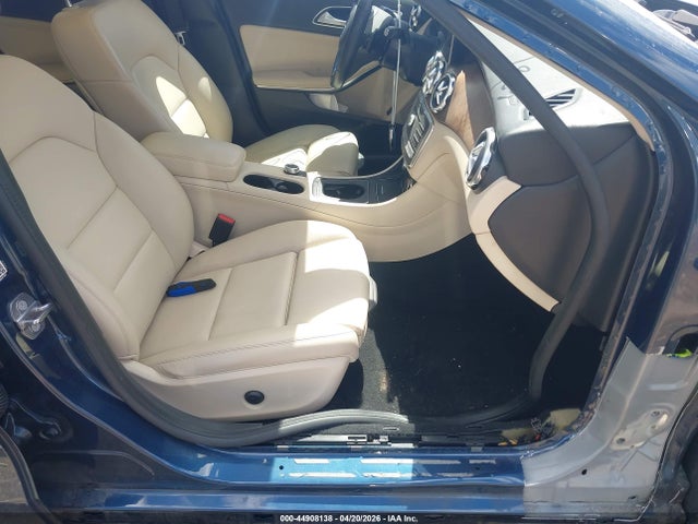 Mercedes-Benz GLA 4matic