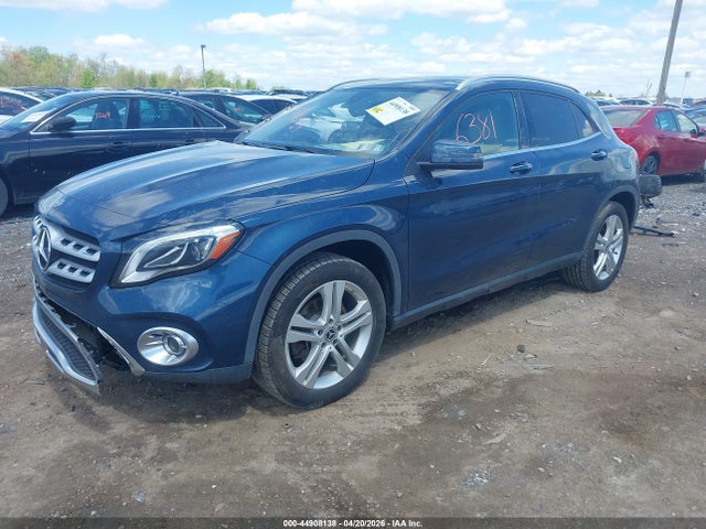 Mercedes-Benz GLA 4matic