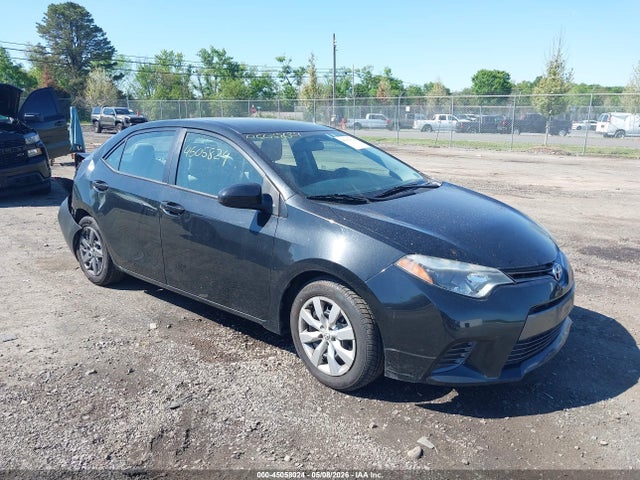 Salvage Toyota Corolla Image