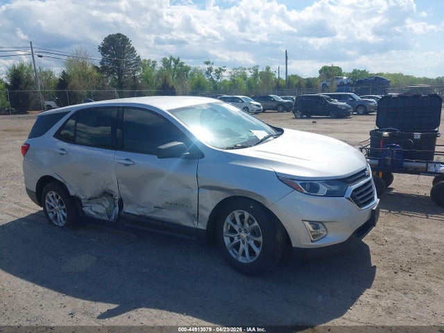 Salvage Chevrolet Equinox Image