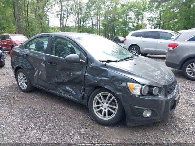 Chevrolet Sonic Lt Auto