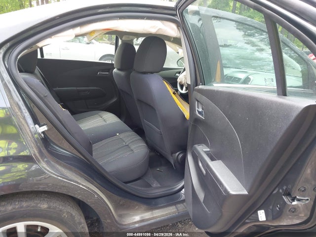 Chevrolet Sonic Lt Auto