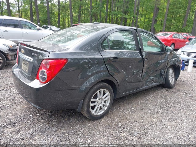Chevrolet Sonic Lt Auto