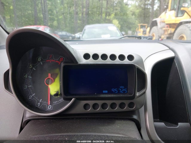 Chevrolet Sonic Lt Auto