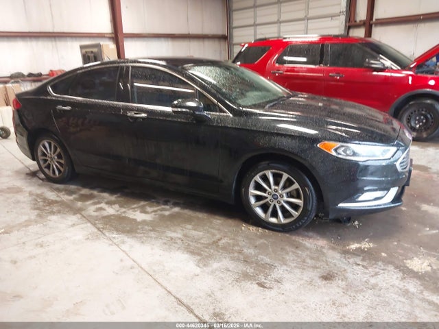 Salvage Ford Fusion Image