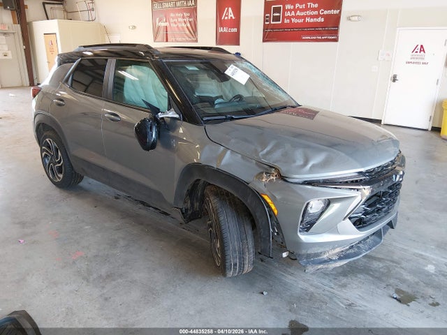 Salvage Chevrolet Trailblazer Image