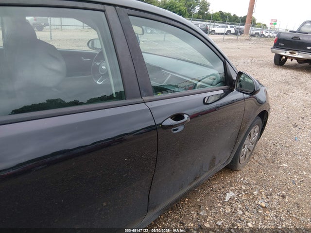 Kia Rio S