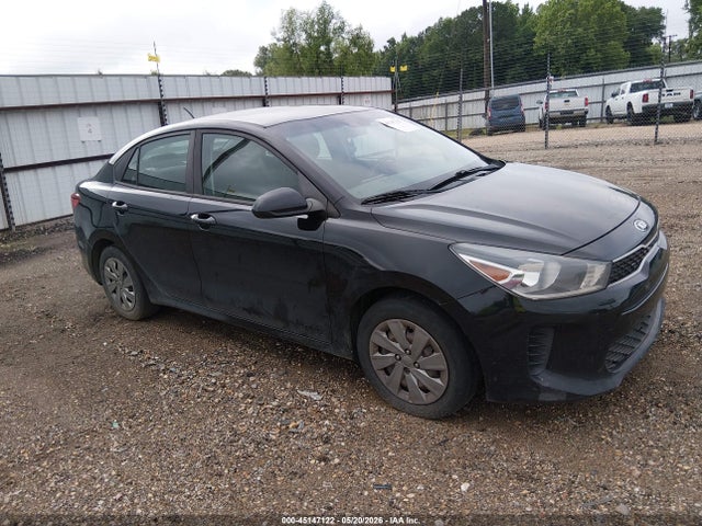 Salvage Kia Rio Image