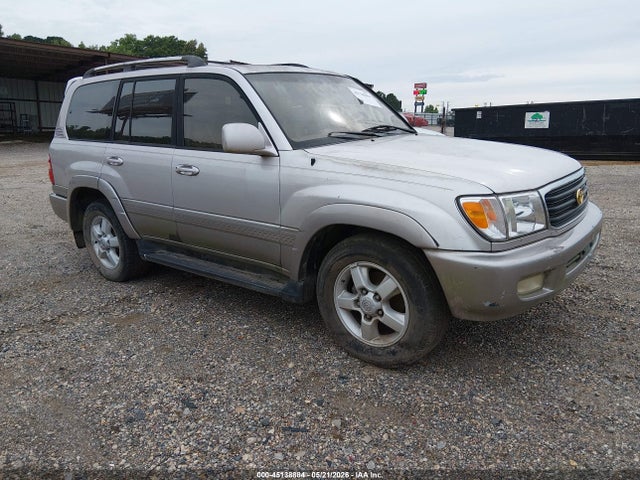 Salvage Toyota Land Cruiser Image