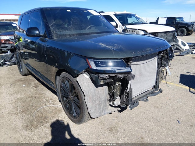 Salvage Land Rover Range Rover Image