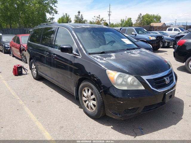 Salvage Honda Odyssey Image