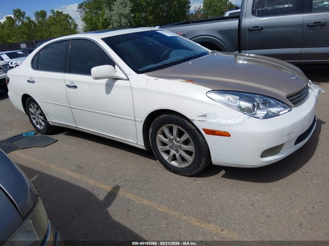Salvage Lexus Es Image