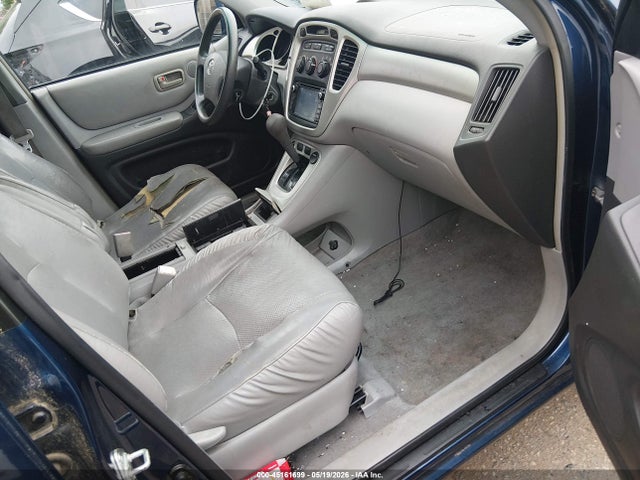Toyota Highlander V6