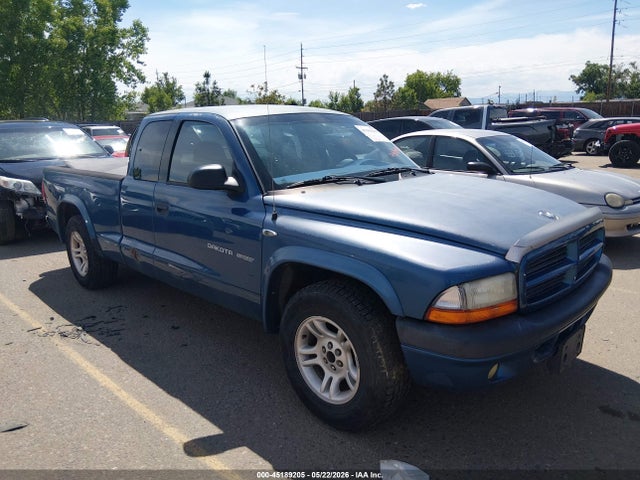Salvage Dodge Dakota Image