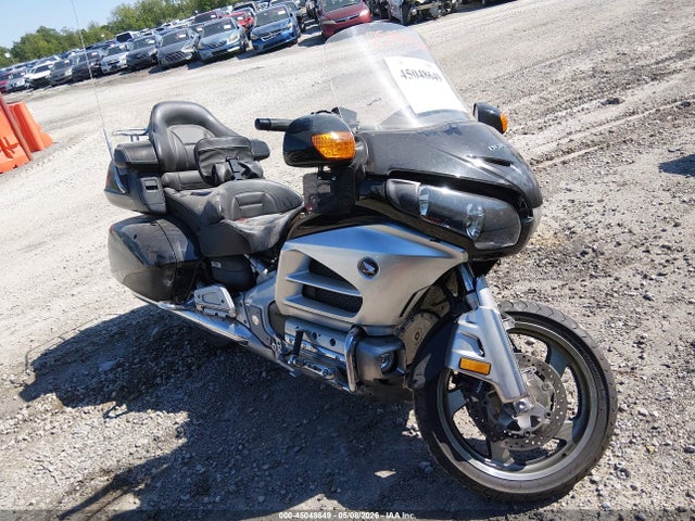 Salvage Honda Gl1800 Image