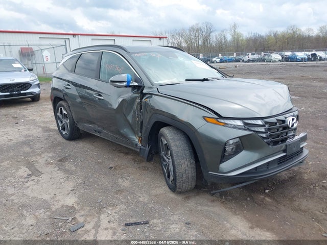 Salvage Hyundai TUCSON Image