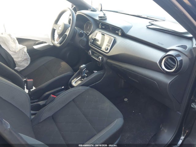 Nissan Kicks Sv Xtronic Cvt