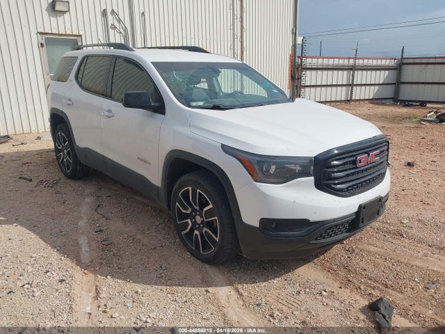 Salvage GMC Acadia Image