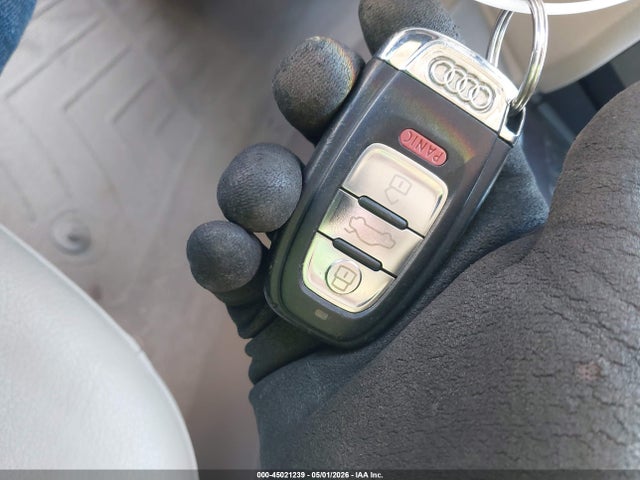 Audi A4 2.0t Premium