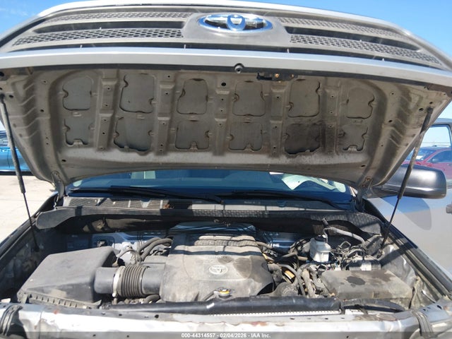 Toyota Tundra Grade 5.7l V8