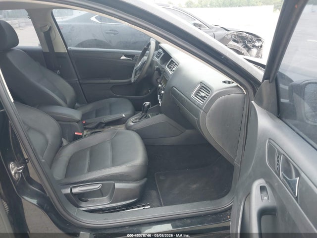 Volkswagen Jetta 2.5l Se