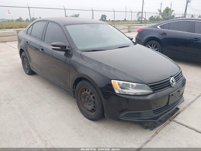 Salvage Volkswagen Jetta Image