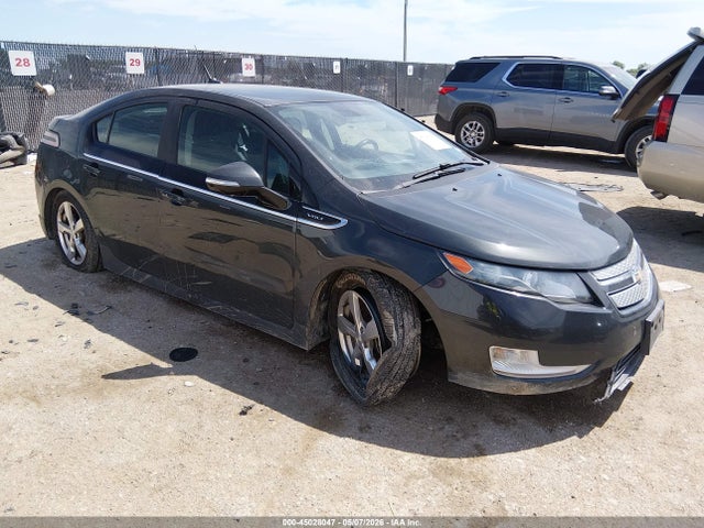 Salvage Chevrolet Volt Image