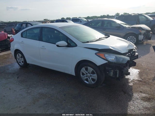 Salvage Kia Forte Image
