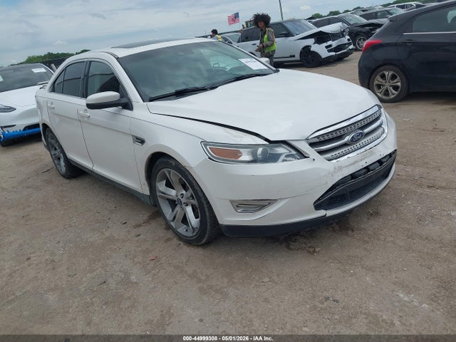 Salvage Ford Taurus Image