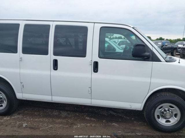 Chevrolet Express Lt