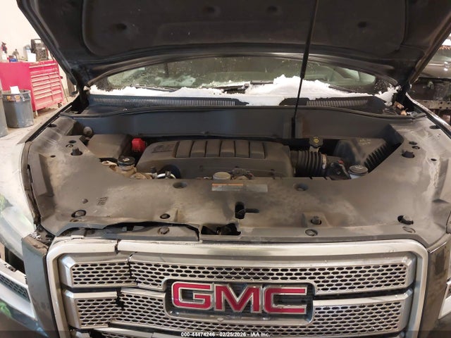 GMC Acadia Denali