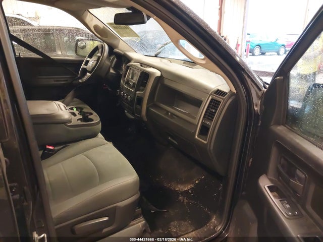 Ram 1500 Tradesman  4x4 5'7 Box
