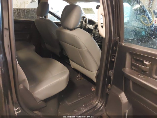 Ram 1500 Tradesman  4x4 5'7 Box