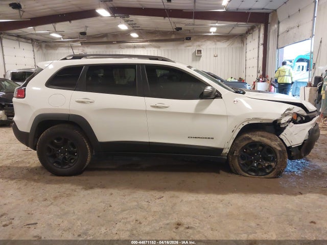 Jeep Cherokee Trailhawk 4x4