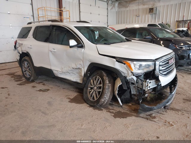 Salvage GMC Acadia Image