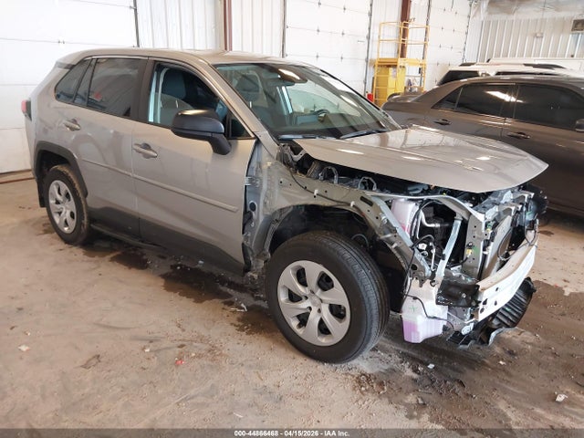 Salvage Toyota RAV4 Image