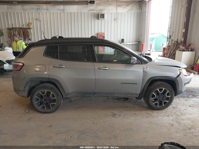 Jeep Compass Trailhawk 4x4