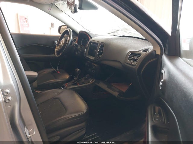 Jeep Compass Trailhawk 4x4