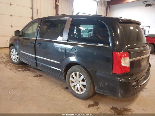 Chrysler Town & Country Touring